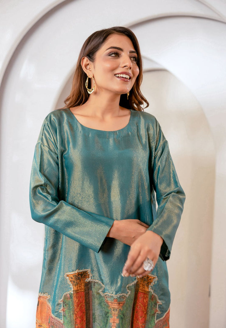 Kaashi Shimmer Tunic Set