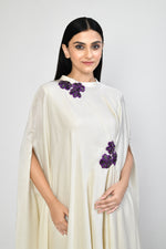 Load image into Gallery viewer, Ivory Pleated Drape Cape Tunic
