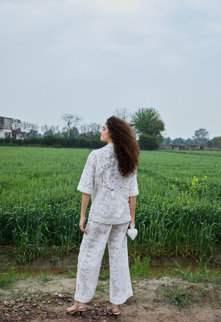 CRUNK IVORY SELF JACQUARD RESORT SHIRT